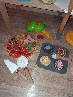 Dětská kuchyňka s policemi navíc - 8