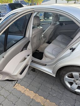 Mercedes-Benz E3.2 - 8