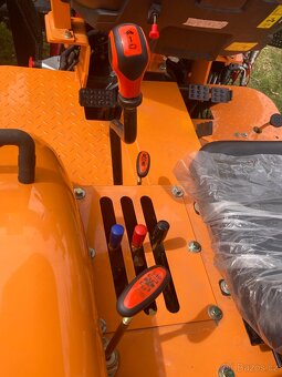Traktor TIGER 504 - 8