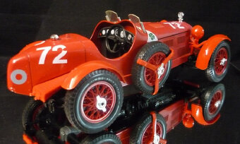 1:18 Rarita rozprodám sbírku historických Alfa Romeo - 8