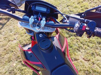 Malaguti 125 xsm - 8
