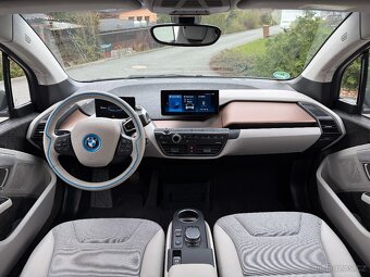 BMW i3 120Ah 2021 NAVI PROFI, KEYLESS, ADAPT TEMPOMAT a LED - 8