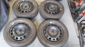 Zimní kola 205/55 R16 91H Goodyear Ultragrip - 8