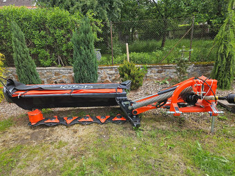 Diskový žací stroj Kubota DM 2024 - 8