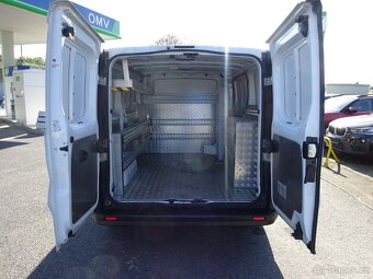 Renault Trafic 2,0 DCI,garan. km,nehavarované - 8