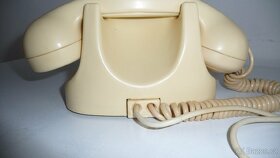 Starý telefon Tesla - 8
