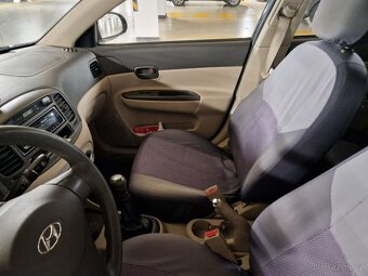 Hyundai Accent 1.4i, r. 2007, pojízdný, nová STK - 8