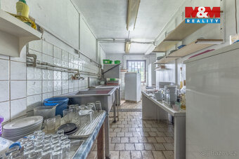 Prodej restaurace s ubytováním, 500 m², Plavy - 8