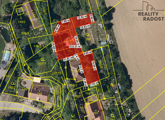 Prodej rodinného domu s dvěma čísly popisnými určeného k dem - 8
