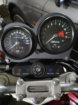 Kawasaki ZR 550 Zephyr 5000 km - 8