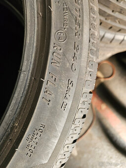 225/45R18 95V XL RFT Winter 240  Serie II  PIRELLI - 8