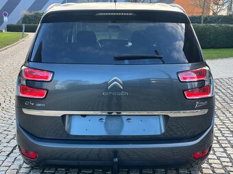 Citroën Grand C4 Picasso 2.0HDi MANUÁL KAMERA SERVISKA TAŽNÉ - 8