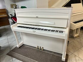 Bílé pianino Petrof mod. P18 r.v 2003 se zárukou. PRODÁNO. - 8