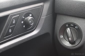 Volkswagen Caddy 2.0 TDI 75kW MAXI SERVIS.KNIHA (2018) - 8