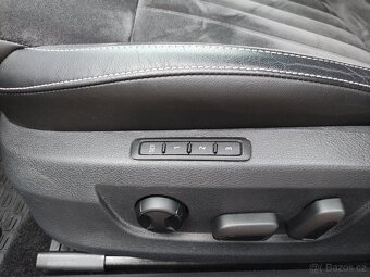 Škoda Superb III MARTIX VIRTUAL WEBASTO KAMERA TAŽNÉ - 8