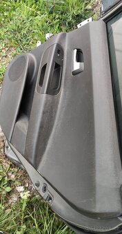 Kia Ceed SW dvere zadní prave - 8