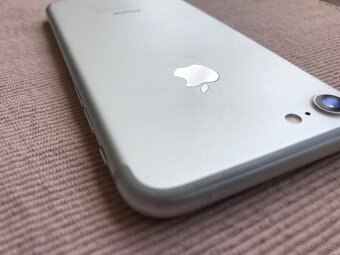 iPhone 7 32Gb. N/D - 8