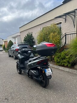 Maxi skútr Yamaha Tricity 300 - 8