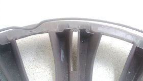 Poklice Nissan 14" 2ks, po 1ks: E Majer + Giga + Volkswagen - 8