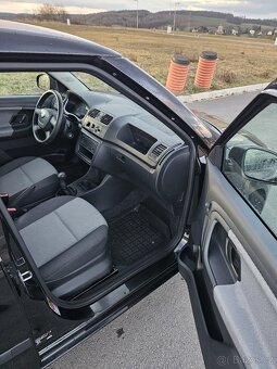 Škoda Fabia 2 1.2 HTP 2011 + tažné - 8