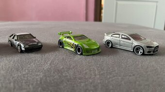HOTWHEELS 135KS - 8