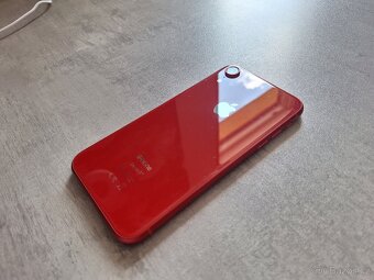 iPhone Xr 64gb product red, baterie 79% - 8