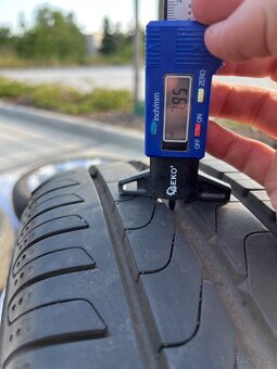 Originální ALU Škoda 5x112 R17 - Zánovní pneu Pirelli - 8