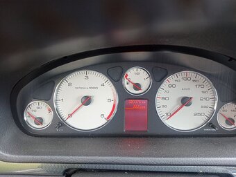 Peugeot 407 2.2 hdi 125 kw - 8
