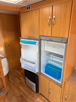 LMC Münsterland 500 RDB/2009/1550KG/4MÍSTA/MARKÝZA/NOSIČ - 8