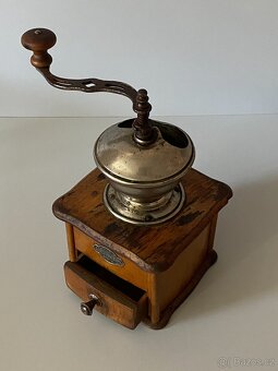 mlýnek starý mlýnek na kávu kafe mlýnek - 8