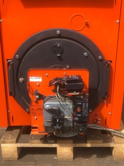 Prodám kotel na olej 63 Kw - 8