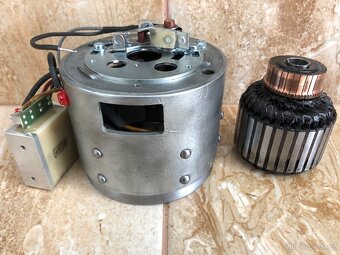 Jawa panelka 250 - zapalování 50 W po GO, mínus - 8