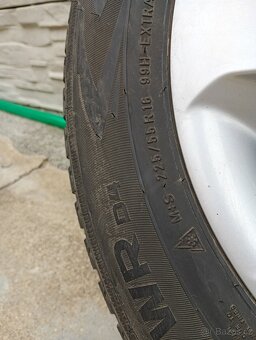 BMW E60/E61 originál kola R16 styling 115+zimní pneu NOKIAN - 8