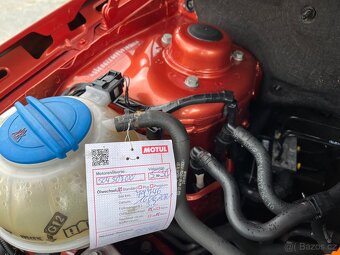 ŠKODA FABIA 1. 4 MPI SERVISNÍ KNIHA 94.900 km - 8