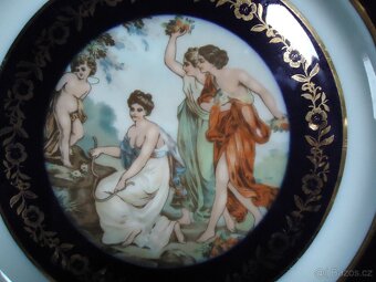 Hrnečky ClassicRoyal - HANDMADE,Dekorační talíř 3 gracie - 8