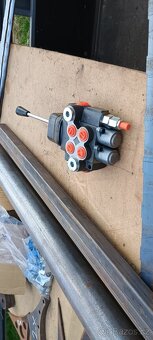 Stavebnice čelního makladače - 8