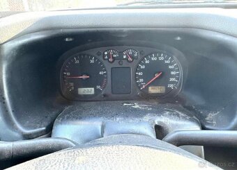 VW Transporter T4 - 5 místné - 8