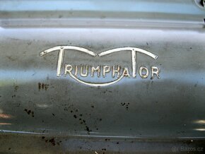 Počítačka - starožitný originál  zn: TriumphaTor - 8
