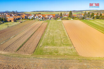 Prodej pozemků k bydlení, 10390 m², Řevničov,ul. Karlovarská - 8