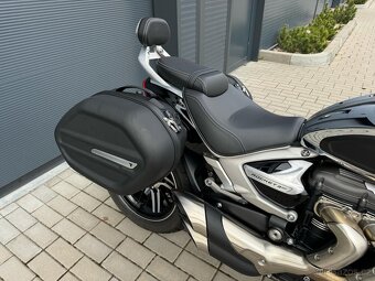 Trimph Rocket 3 GT Chrome edition - 8