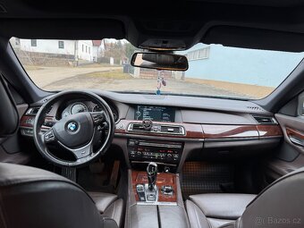 BMW 7 - 8