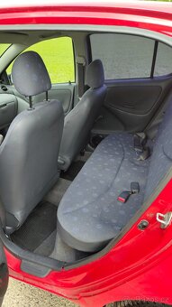 Toyota Yaris 1.0 50kW - 8