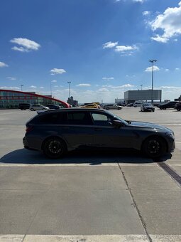 BMW M3 Competition M xDrive Touring 2023 - 8