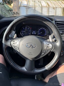 Infiniti fx30d - 8