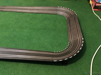 Autodráha Carrera GO -stavba 12,5 metrů - 8