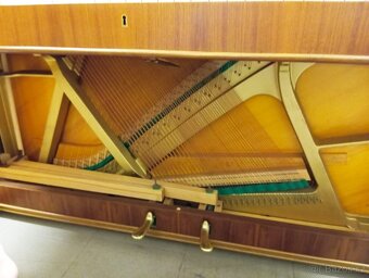 Weinbach Romantik -Dovoz i na Štědrý den 24.12. - 8