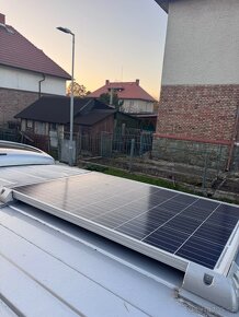 VW TRANSPORTER T5 1.9TDI 4/9 MÍST R.V.2009, 75 KW - 8