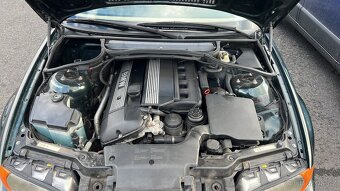 Bmw e46 coupe 330ci - 8