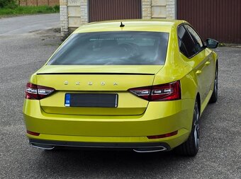 Superb 2.0TSI SPORTLINE DSG6 - 8