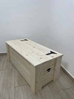 Dřevěná truhla - 8